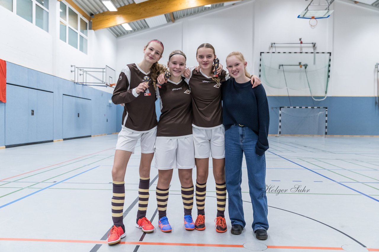 Bild 98 - C-Juniorinnen Loewinnen Cup